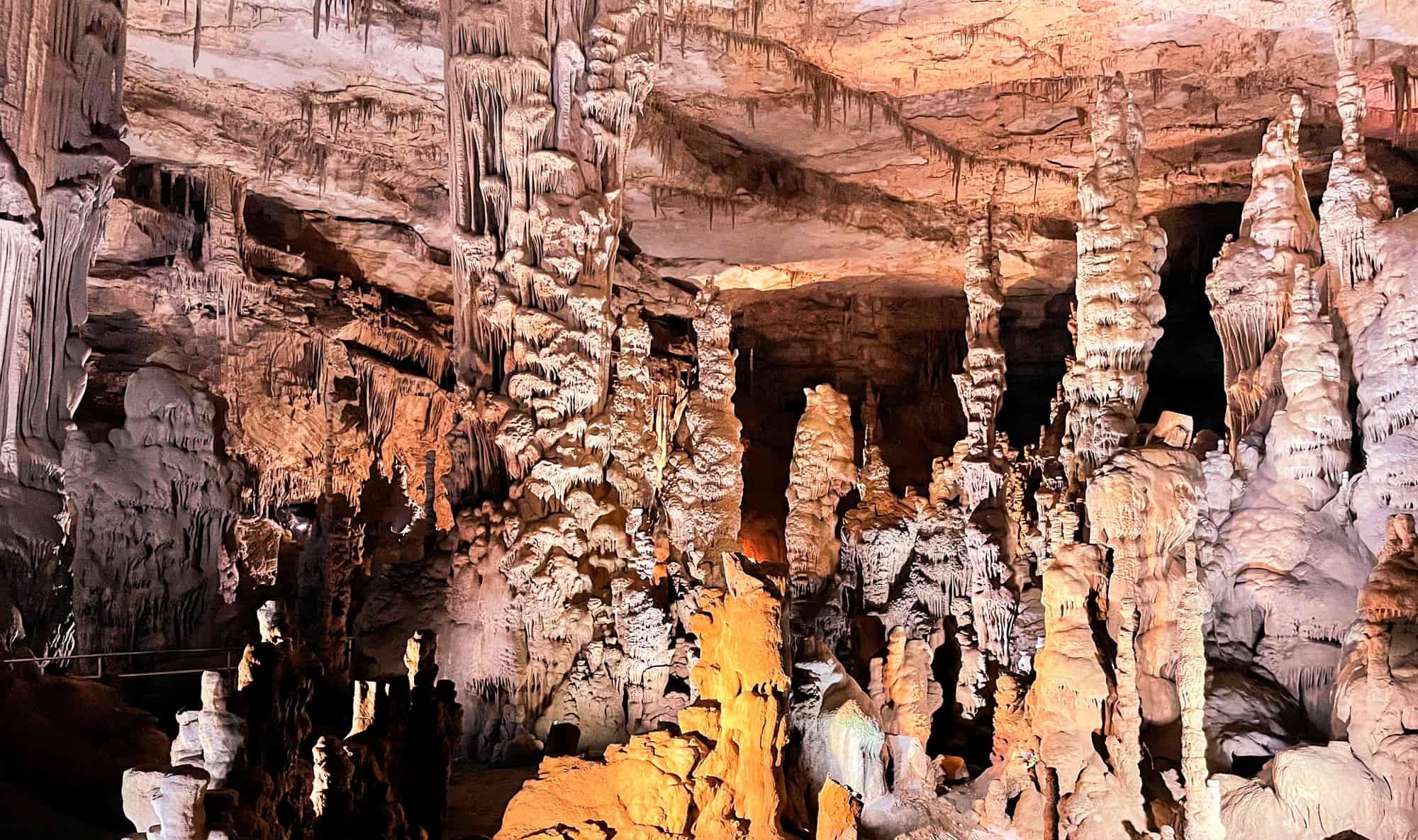 USA - Alabama - Appalachian Mountains - Cathedral Caverns