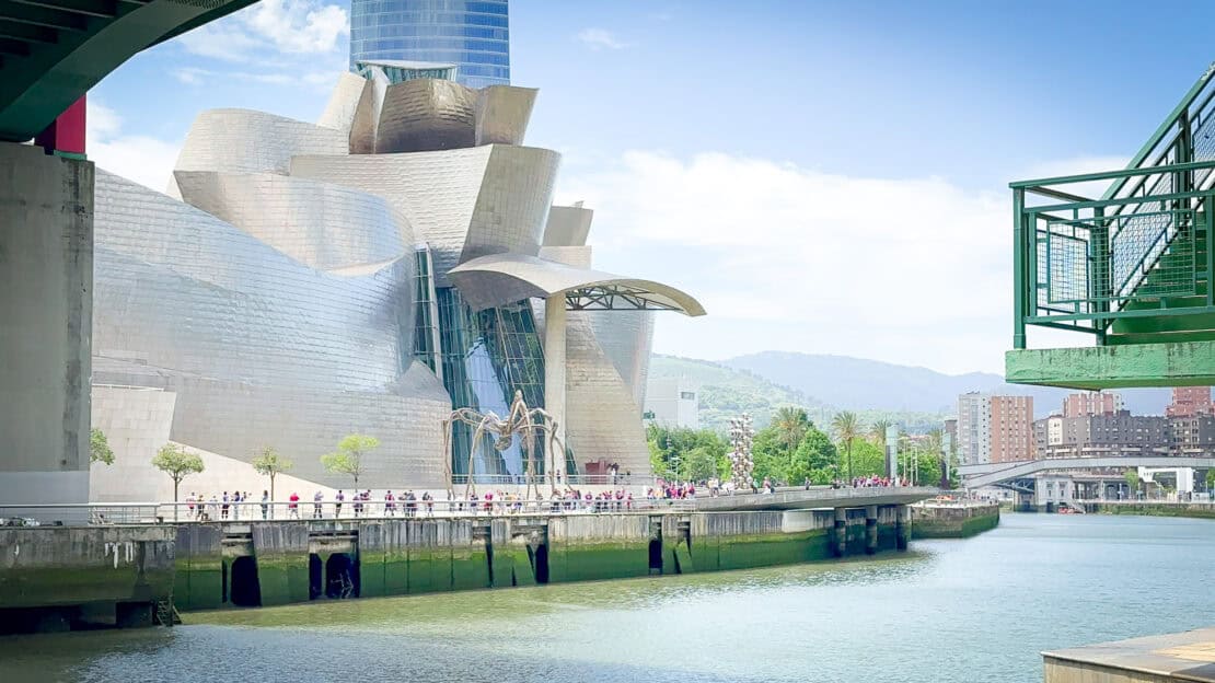 Guggenheim building in Bilbao - Spain packing list